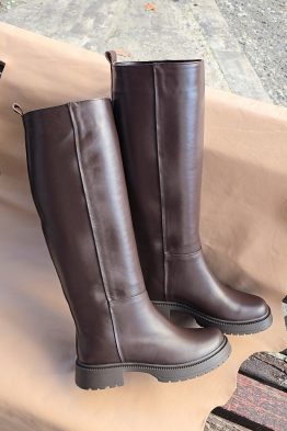 2404 2 262x393 - 2404